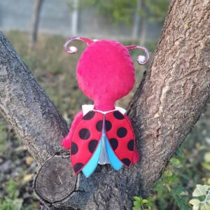 Daisy Ladybug Doll 4 SIZES ith machine embroidery design